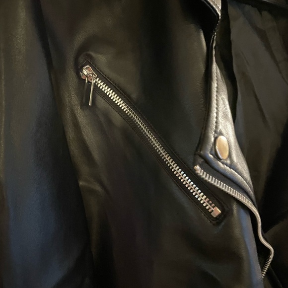Plus Black Faux Leather Zip Detail Biker Jacket size 22(3x) - Picture 5 of 12
